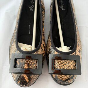 Soft Style by Hush Puppies   Paquita Python Ballet Flats   Size 5.5 M  NIB